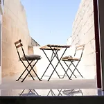 Number 14 Homestay