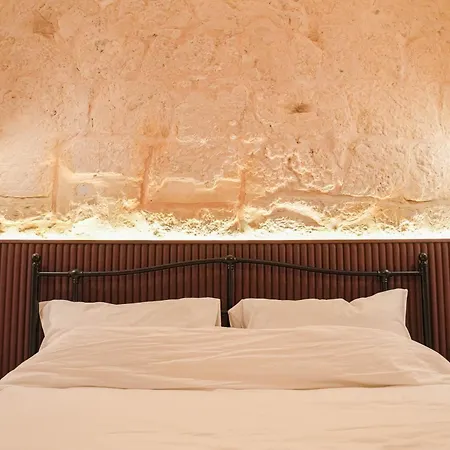 No 14 House * Żejtun